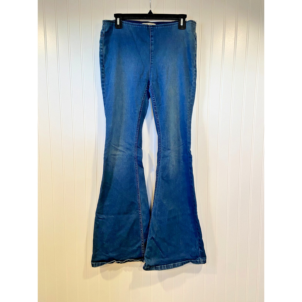 Free People We The Free Pull-on Front Seam Flare Leg Jeans 28 Boho Penny Lane